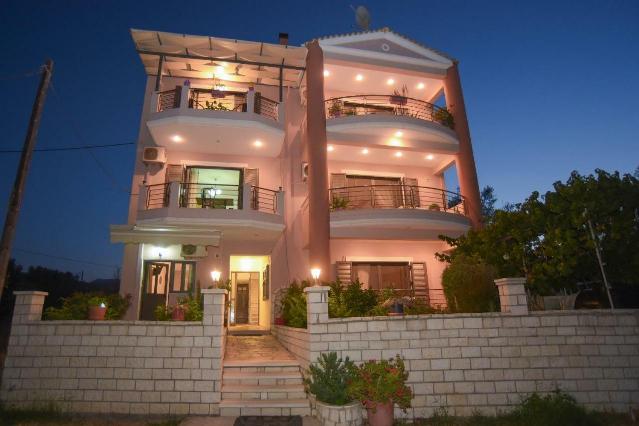 Marys Homes Lefkada City Exterior photo